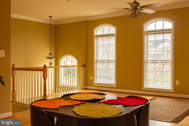 16444 Steerage Cir, Woodbridge, VA 22191 - photo 2