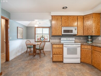 Kitchen/Nook