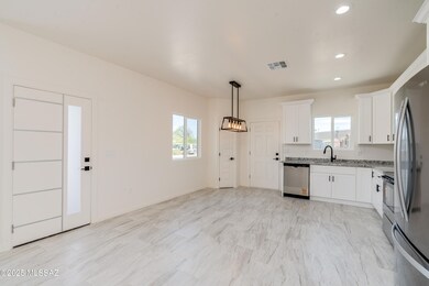 514 W 38th St, Tucson, AZ 85713 - photo 7
