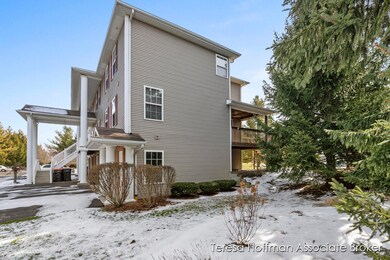 8456 N Center Park Dr SW unit 14, Byron Center, MI 49315 - photo 3