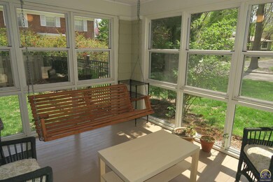 2416 SW Sunset Ct, Topeka, KS 66604 - photo 5