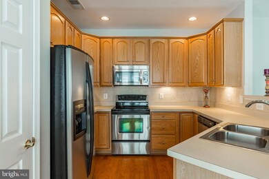 3642 Secret Grove Ct, Dumfries, VA 22025 - photo 7