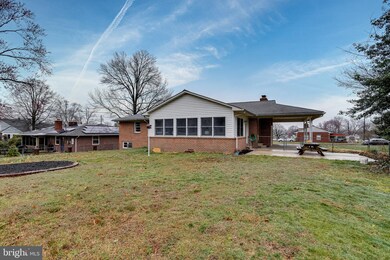 606 Highview Rd, Linthicum Heights, MD 21090 - photo 5