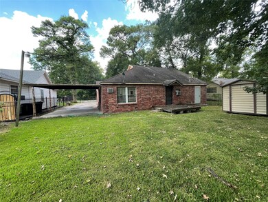 8934 Compton St, Houston, TX 77016 - photo 3