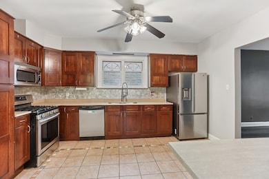 3227 S Wells St unit Coachhouse, Chicago, IL 60616 - photo 4