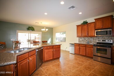 06 Kitchen