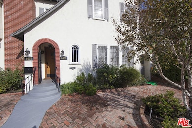 6627 W 6th St, Los Angeles, CA 90048 - photo 2