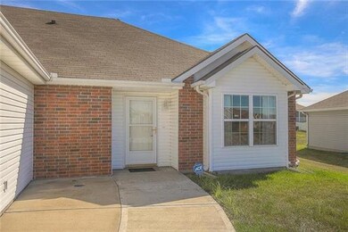 1025 Carlisle Dr, Raymore, MO 64083 - photo 3