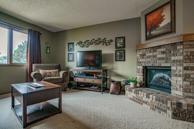 2881WarwickLpA_0025
