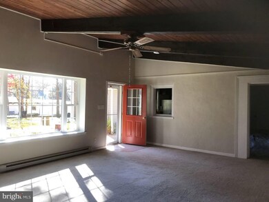 457 B # DWNSTR Ellis Woods Rd, Pottstown, PA 19465 - photo 5