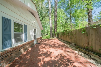 2402MapleRd-21