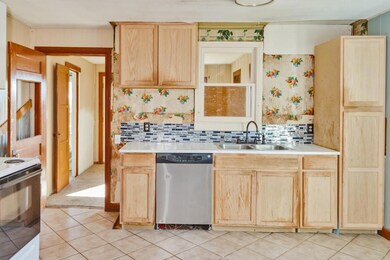 409 W Mill St, Decatur, TX 76234 - photo 3