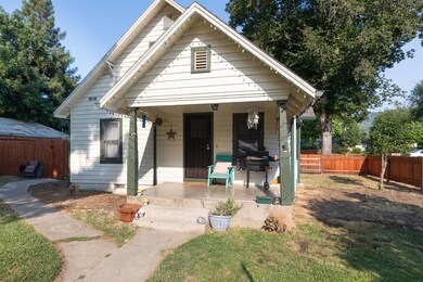 302 Oak St, Rogue River, OR 97537 - photo 6