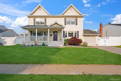 47 Syosset Cir, Syosset, NY 11791 - photo 3