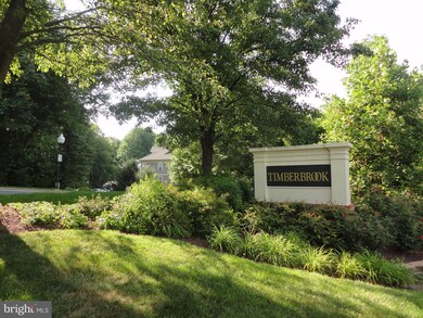 103 Timberbrook Ln unit 202, Gaithersburg, MD 20878 - photo 2