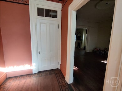 20 W Hull St, Savannah, GA 31401 - photo 2
