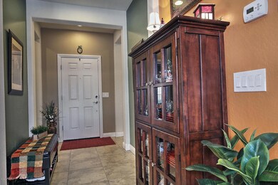 6591 W Congressional Way-large-004-010-E