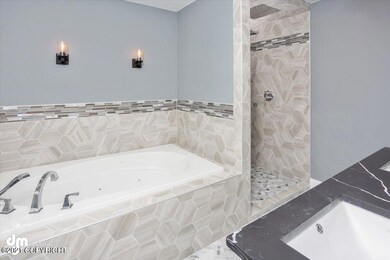 21-Master Bathroom_DMD_9990