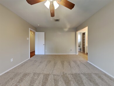 8522 Woodcamp Dr, Houston, TX 77088 - photo 6