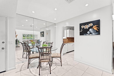 2538 Boundbrook Dr S unit 140, West Palm Beach, FL 33406 - photo 5