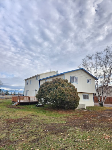 547 Maple Dr, Kalispell, MT 59901 - photo 2