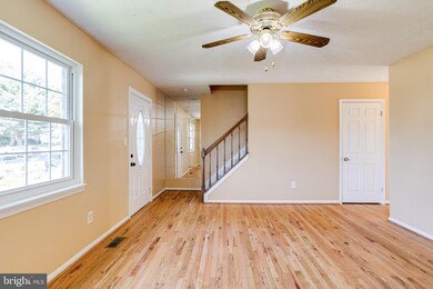 1298 Holmespun Dr, Pasadena, MD 21122 - photo 7