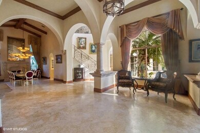 03_7582IslaVerdeWay_32002_Foyer_LowRes
