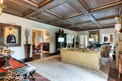 211 Dunbar Rd Palm Beach FL-print-019-01