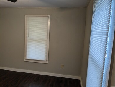 609 E 1st, McRae, AR 72102 - photo 7