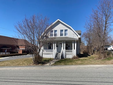 29 Fales St, Worcester, MA 01606 - photo 2