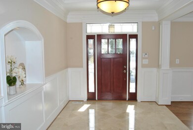 6587 Little Falls Rd, Arlington, VA 22213 - photo 2