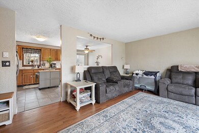 7 Hebert Rd, Spencer, MA 01562 - photo 4