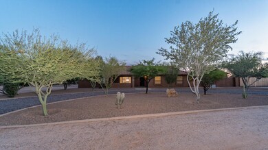 10737 E Adobe Road-6