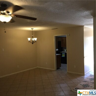 304 Cottonwood Dr, Copperas Cove, TX 76522 - photo 4