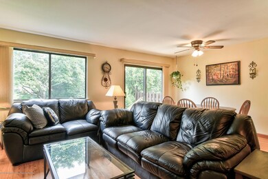 006_Living Room