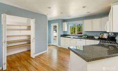 8911 223rd Street Ct E unit 14B, Graham, WA 98338 - photo 5