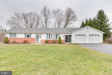 145 Morgan Ln, Berkeley Springs, WV 25411 - photo 4