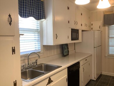 KITCHEN  1