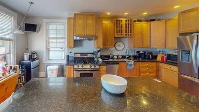 58 P St unit 1, Boston, MA 02127 - photo 2