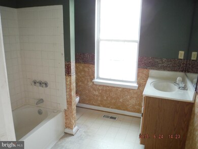 12522 Granite Ridge Dr, North Potomac, MD 20878 - photo 4