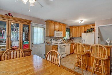 1122 Brower Blvd Wanamassa NJ-large-013-