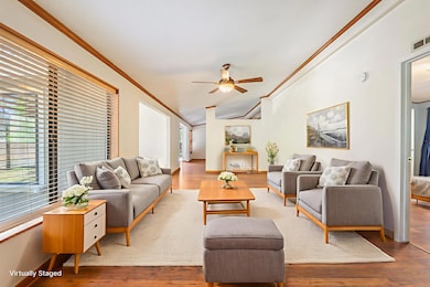 19383 Seminole Cir, Bend, OR 97702 - photo 2