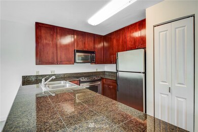 12303 Harbour Pointe Blvd unit S201, Mukilteo, WA 98275 - photo 7