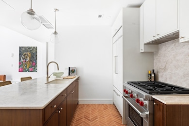 232 Adelphi St unit 2, Brooklyn, NY 11205 - photo 5