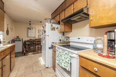 501 Dogwood St, Springtown, TX 76082 - photo 6