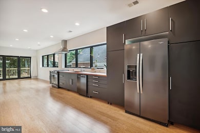 8423 Piney Branch Rd, Takoma Park, MD 20901 - photo 6