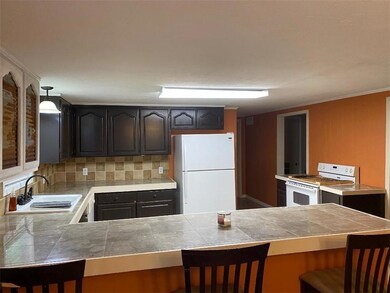 140 Fletcher Rd, Pineville, LA 71360 - photo 3