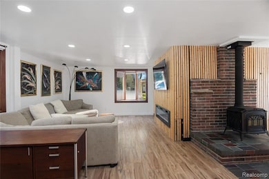 6810 N Territorial Rd, Plymouth, MI 48170 - photo 5