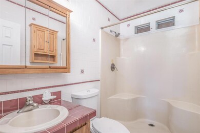 1812 SW MacArthur Ave-WEB-7