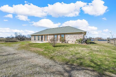 385 Trojacek Rd, Ennis, TX 75119 - photo 5